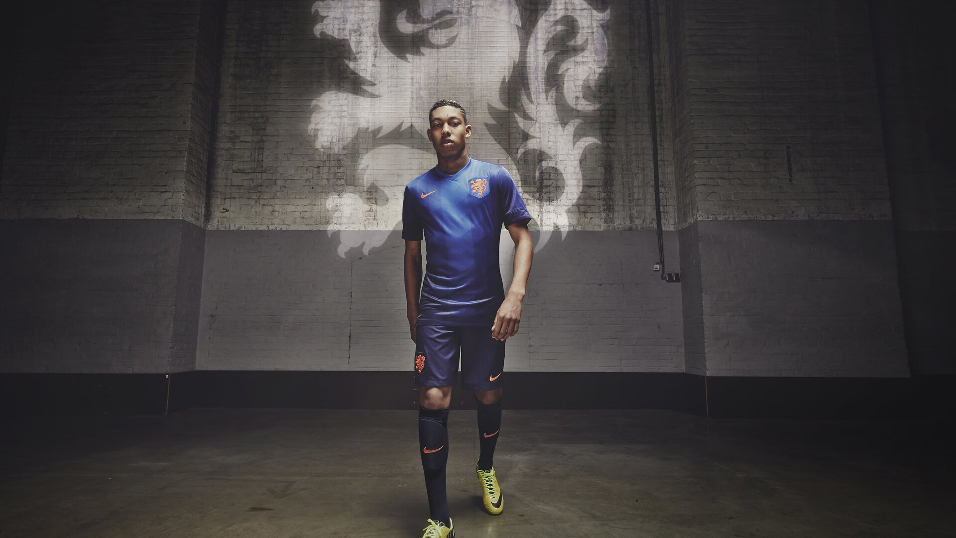 “胡利安·门德斯的全能表现,成为阿根廷美洲狮队的进攻新动力”