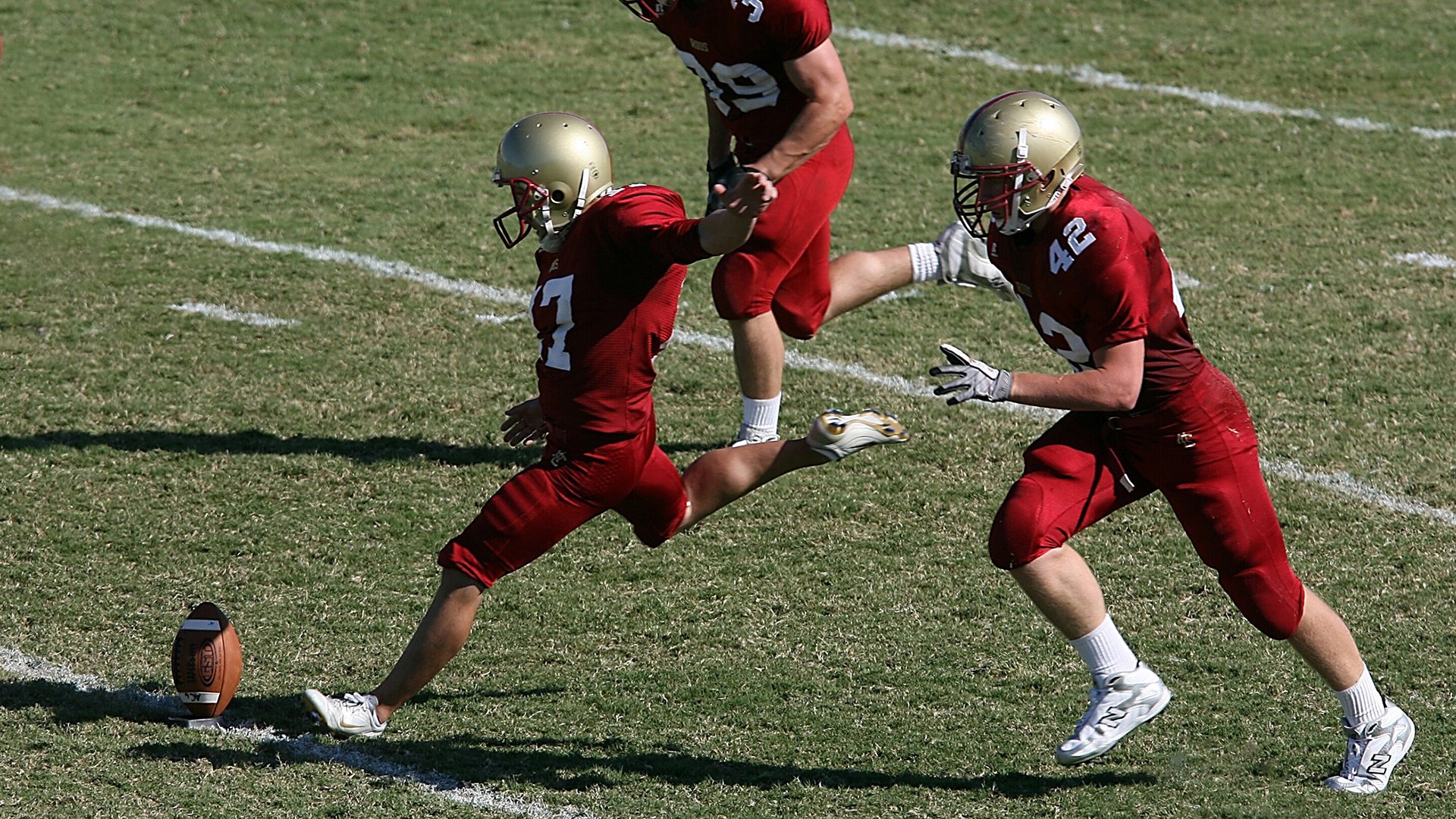 “武汉马拉松:飞奔的脚步,奏响速度与力量的交响乐”